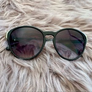Round Sunglasses